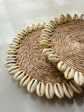 Load image into Gallery viewer, Banana fibre shell coaster
