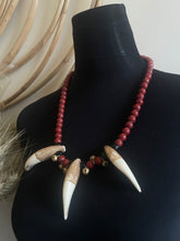 Load image into Gallery viewer, RUNWAY NAGALAND NECKLACE