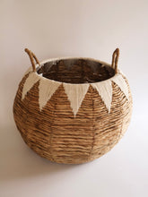 Load image into Gallery viewer, RUNWAY NAGALAND OVAL BASKET