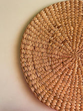 Load image into Gallery viewer, RUNWAY NAGALAND WATER HYACINTH PLACEMAT