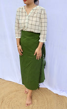 Load image into Gallery viewer, RUNWAY NAGALAND YOSHI MEKHALA