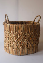 Load image into Gallery viewer, WATER HYACINTH BASKET