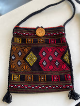 Load image into Gallery viewer, HANDLOOM SLING BAG
