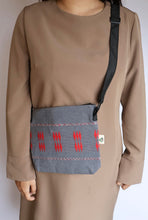 Load image into Gallery viewer, HANDLOOM SLING BAG
