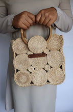 Load image into Gallery viewer, BANANA FIBRE HANDBAG

