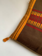 Load image into Gallery viewer, RUNWAY NAGALAND CUSHIONS COVER
