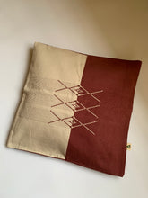 Load image into Gallery viewer, RUNWAY NAGALAND CUSHIONS COVER
