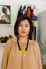 Load image into Gallery viewer, RUNWAY NAGALAND NECKLACE
