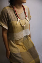 Load image into Gallery viewer, RUNWAY NAGALAND NECKLACE
