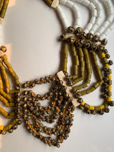 Load image into Gallery viewer, RUNWAY NAGALAND NECKLACE

