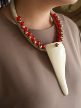 Load image into Gallery viewer, RUNWAY NAGALAND NECKLACE
