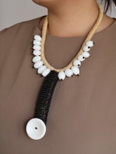 Load image into Gallery viewer, RUNWAY NAGALAND NECKLACE
