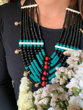 Load image into Gallery viewer, RUNWAY NAGALAND NECKLACE
