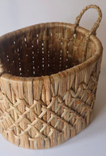 Load image into Gallery viewer, WATER HYACINTH BASKET
