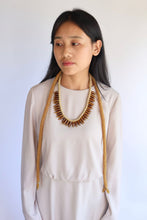 Load image into Gallery viewer, Goulu Timeless Necklace Pote &amp; Glass Beads
