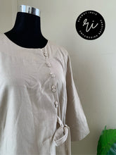 Load image into Gallery viewer, ‘VON’ Kurti | Rayon Cotton
