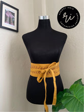 Load image into Gallery viewer, Handloom Highwaist Belt

