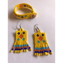 Load image into Gallery viewer, RUNWAY NAGALAND BRACELET AND EARRING
