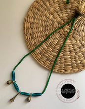 Load image into Gallery viewer, RUNWAY NAGALAND NECKLACE

